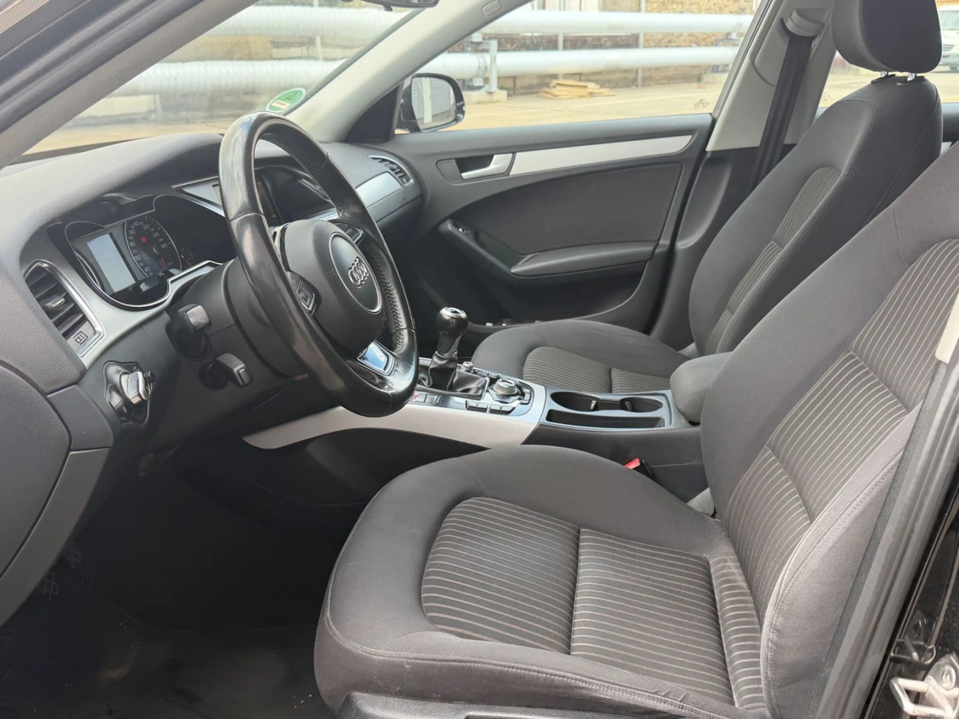 Audi A4 Avant Ambiente — photo 8