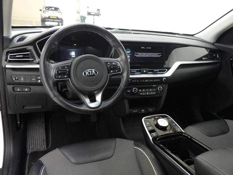 Kia e-Niro DYNAMICPLUSLINE 64 KWH (100% SOH) I DEALER ONDERHO — photo 4