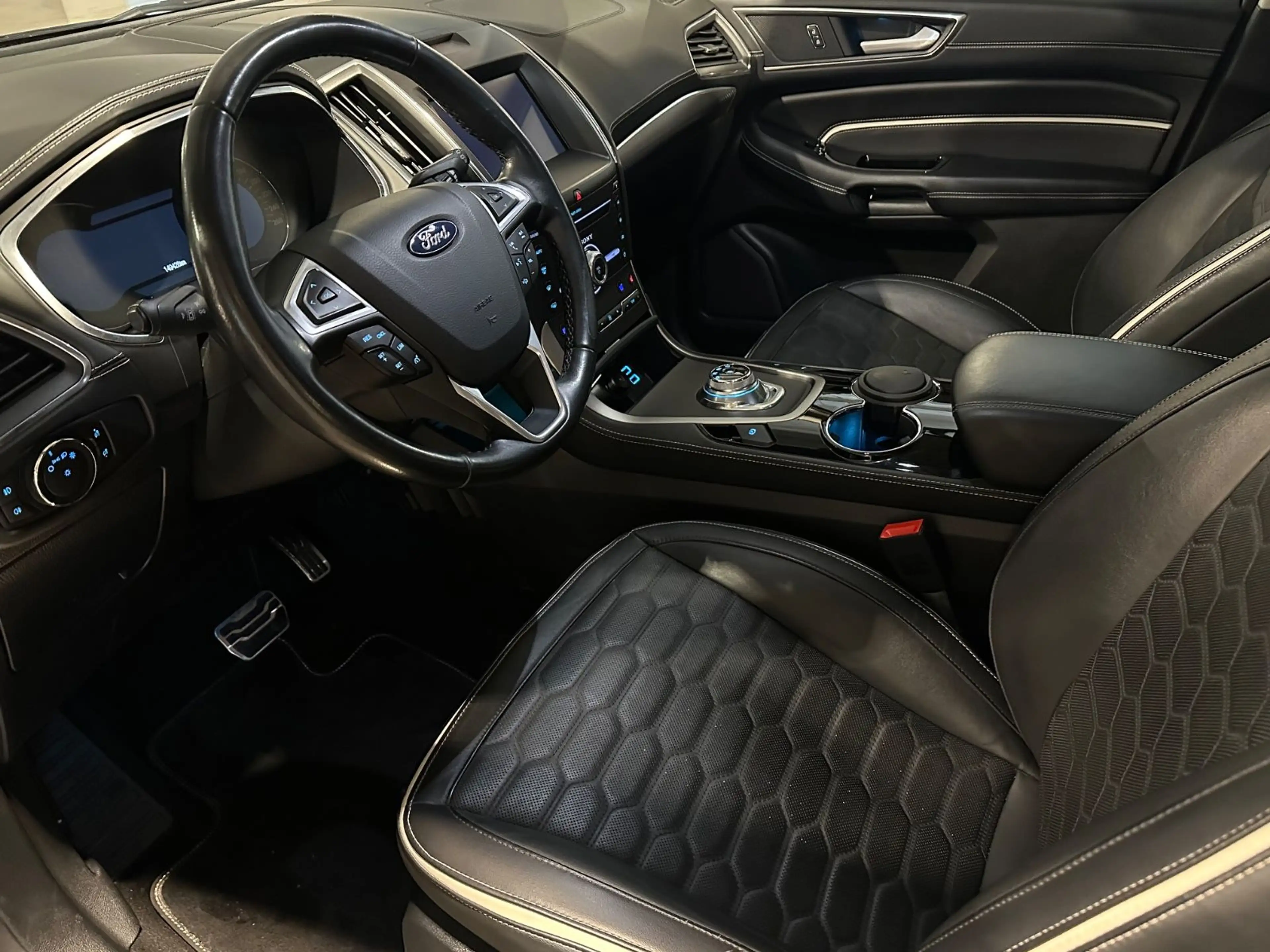 Ford S-Max Vignale *ACC,Standheizung,Carplay,AHK,LED* — photo 10