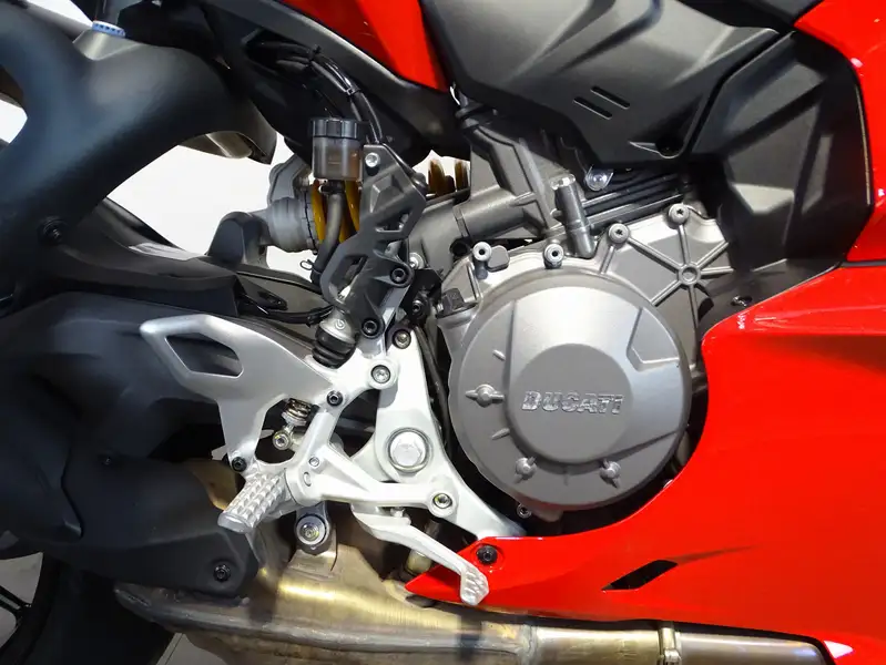 Ducati Panigale V2 - foto 8