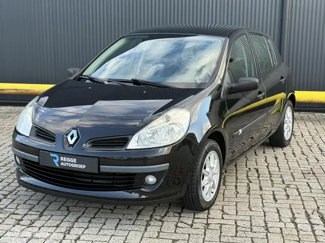 Renault Clio 1.2-16V Authentique AIRCO | TREKHAAK