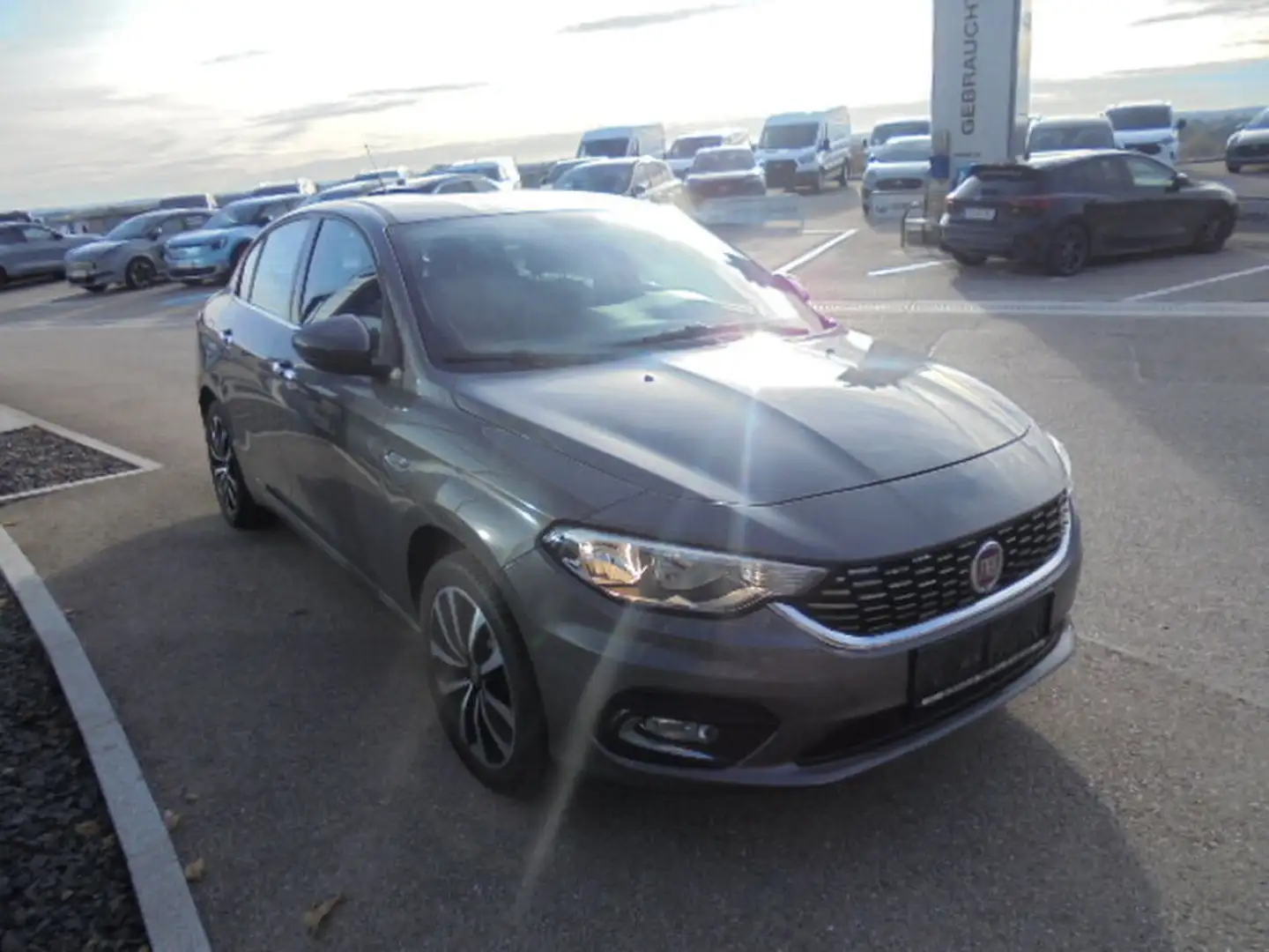 Fiat Tipo Easy 95PS Diesel Grau - 2