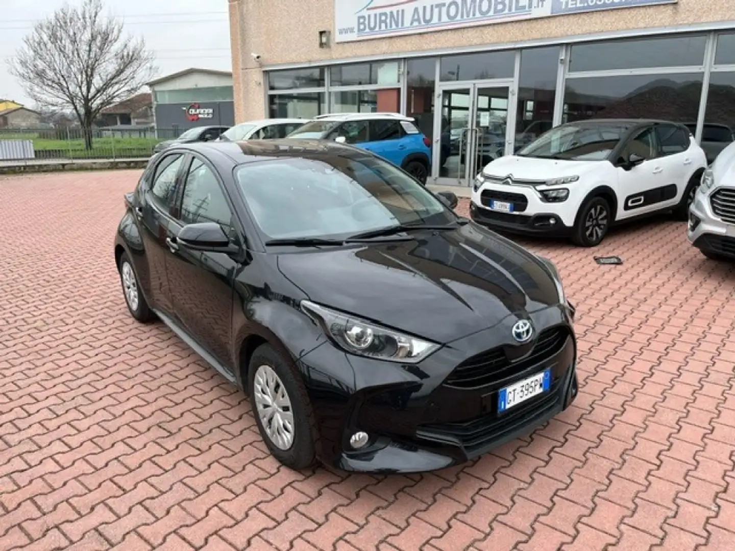 Toyota Yaris 1.5 Hybrid 5 porte Active PREZZO VERO Negro - 1