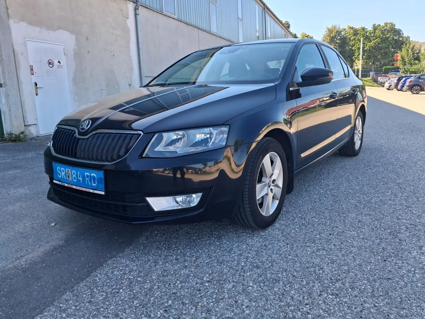 Skoda Octavia 1,6 Elegance TDI CR DPF - 1