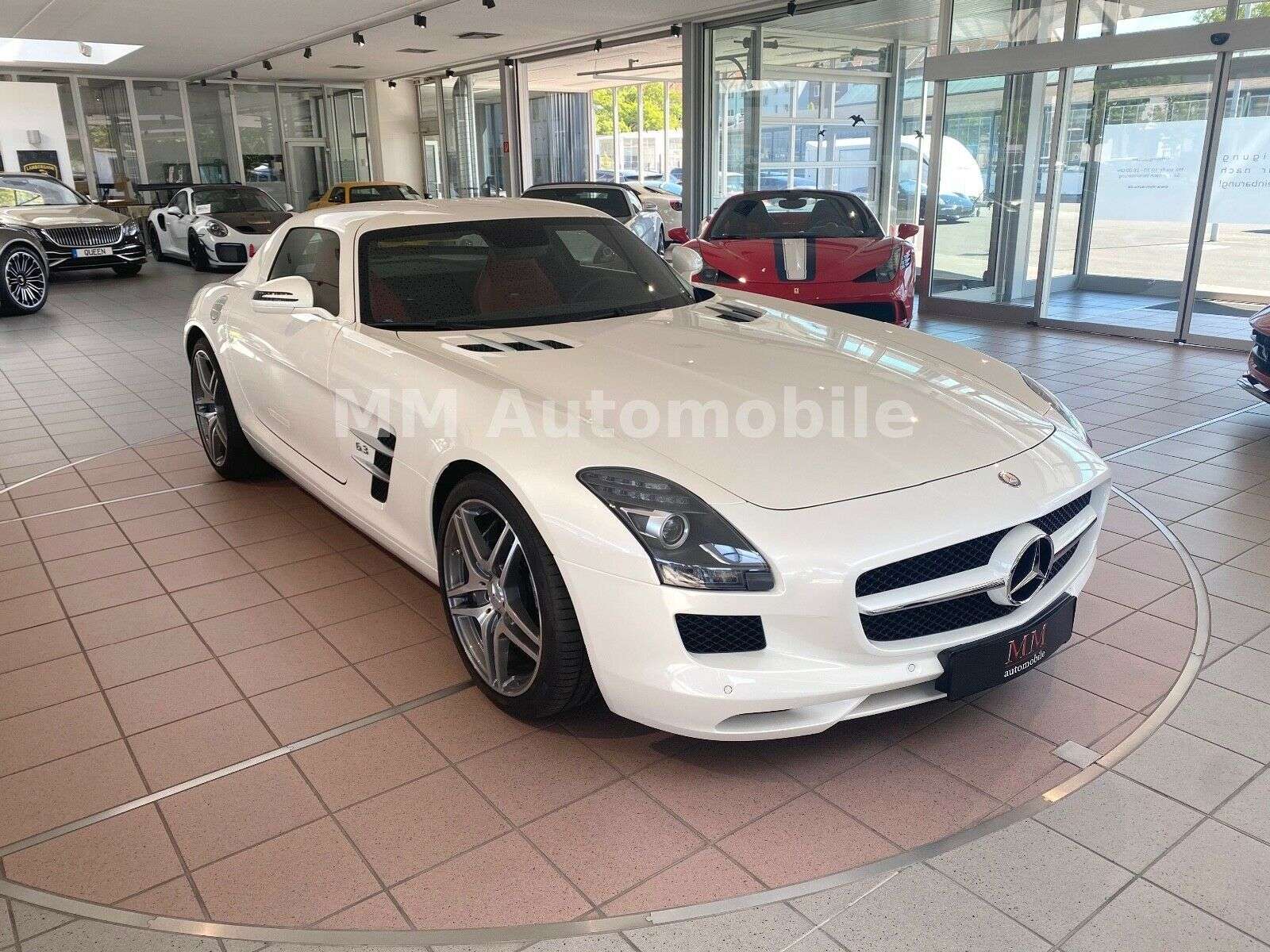 Second hand Mercedes Benz Sls Amg 
