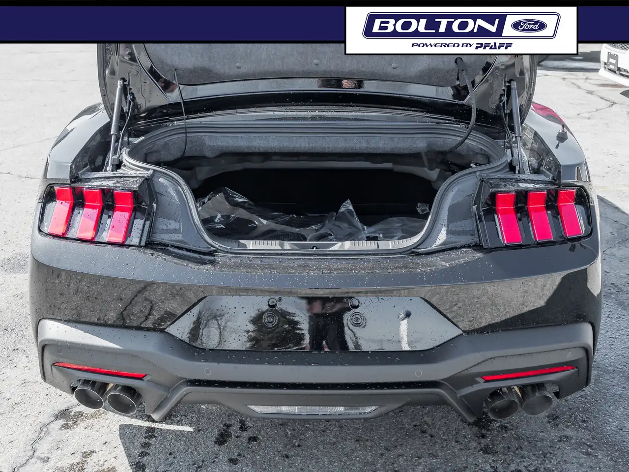 Ford Mustang снимка Ford Mustang