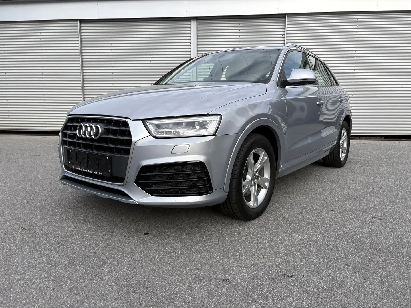 Audi Q3 2,0 TDI Intense + quattro - 1