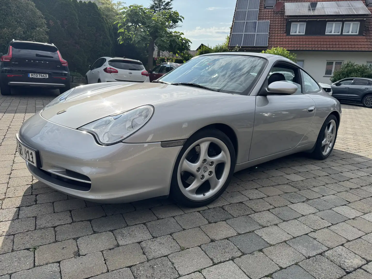 Porsche 996 911 Carrera - 1