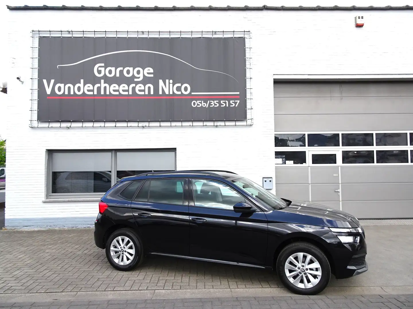 Skoda Kamiq 1.0TSi Ambition DSG,VIRTUAL,CARPLAY,ADAPT.CRUISE Zwart - 1