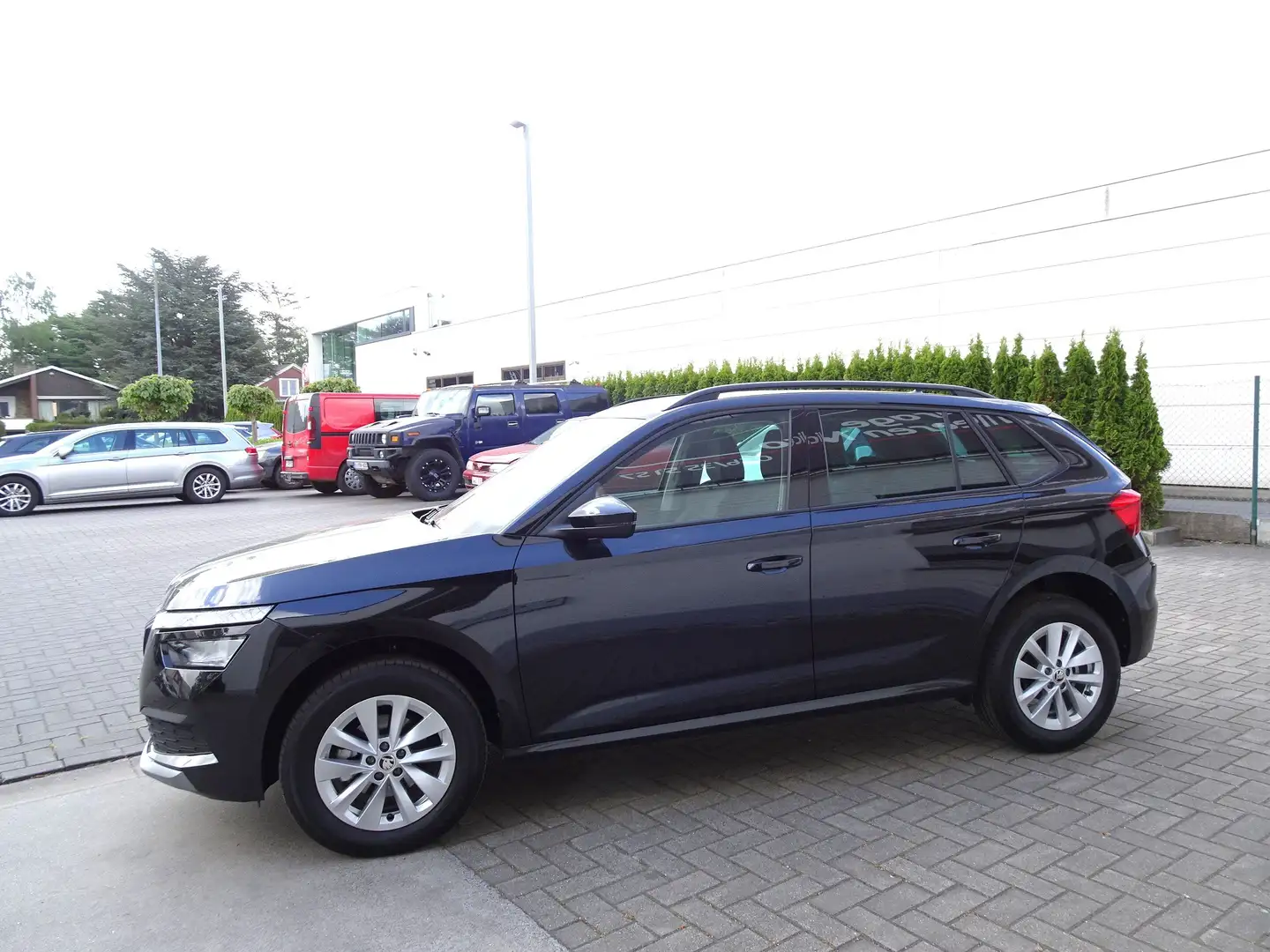 Skoda Kamiq 1.0TSi Ambition DSG,VIRTUAL,CARPLAY,ADAPT.CRUISE Zwart - 2
