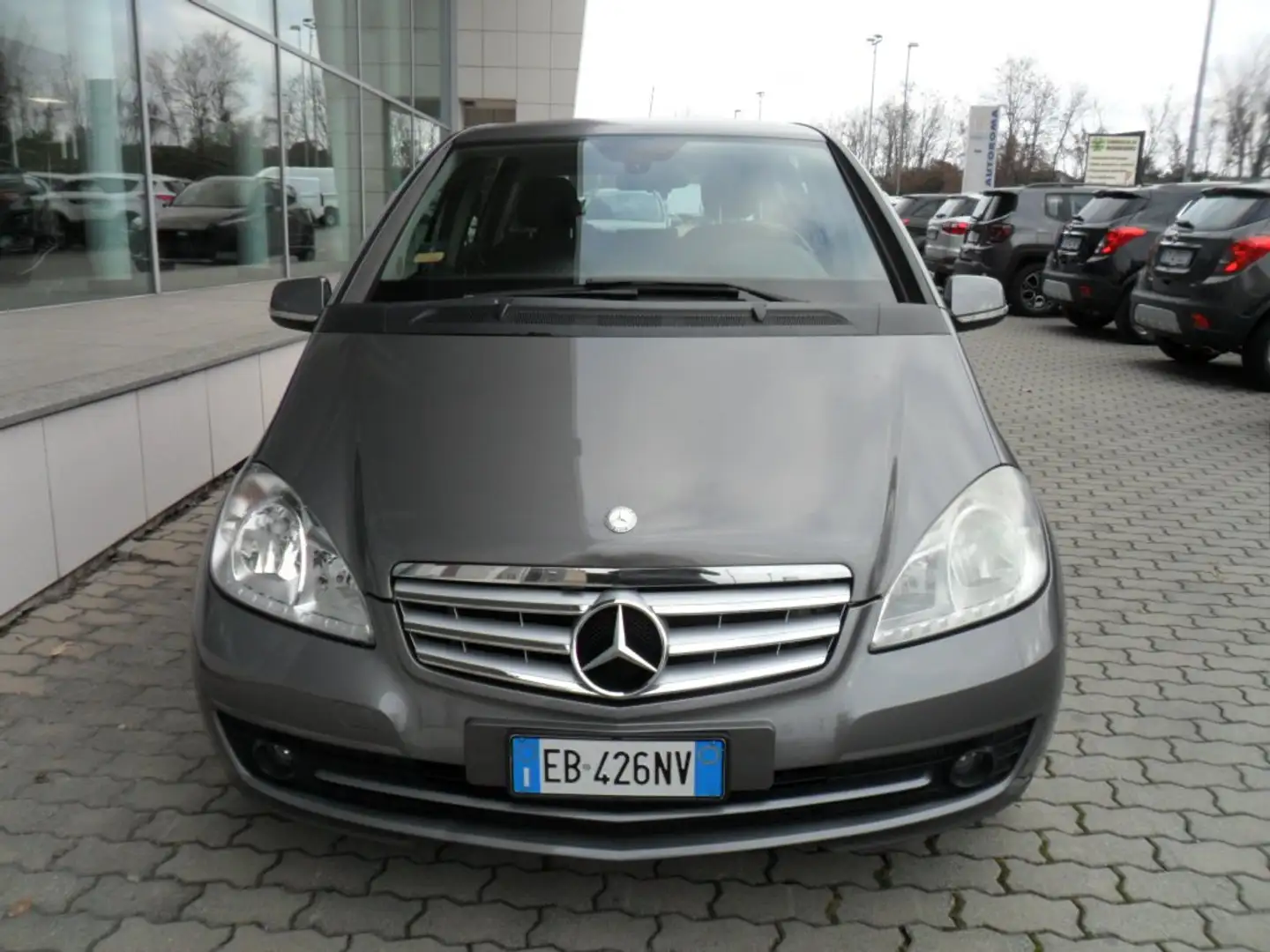 Mercedes-Benz A 160 A 160 be Premium Gris - 2