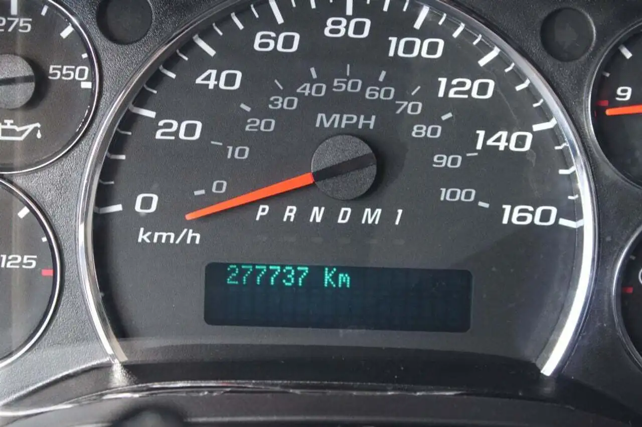 GMC Savana снимка GMC Savana