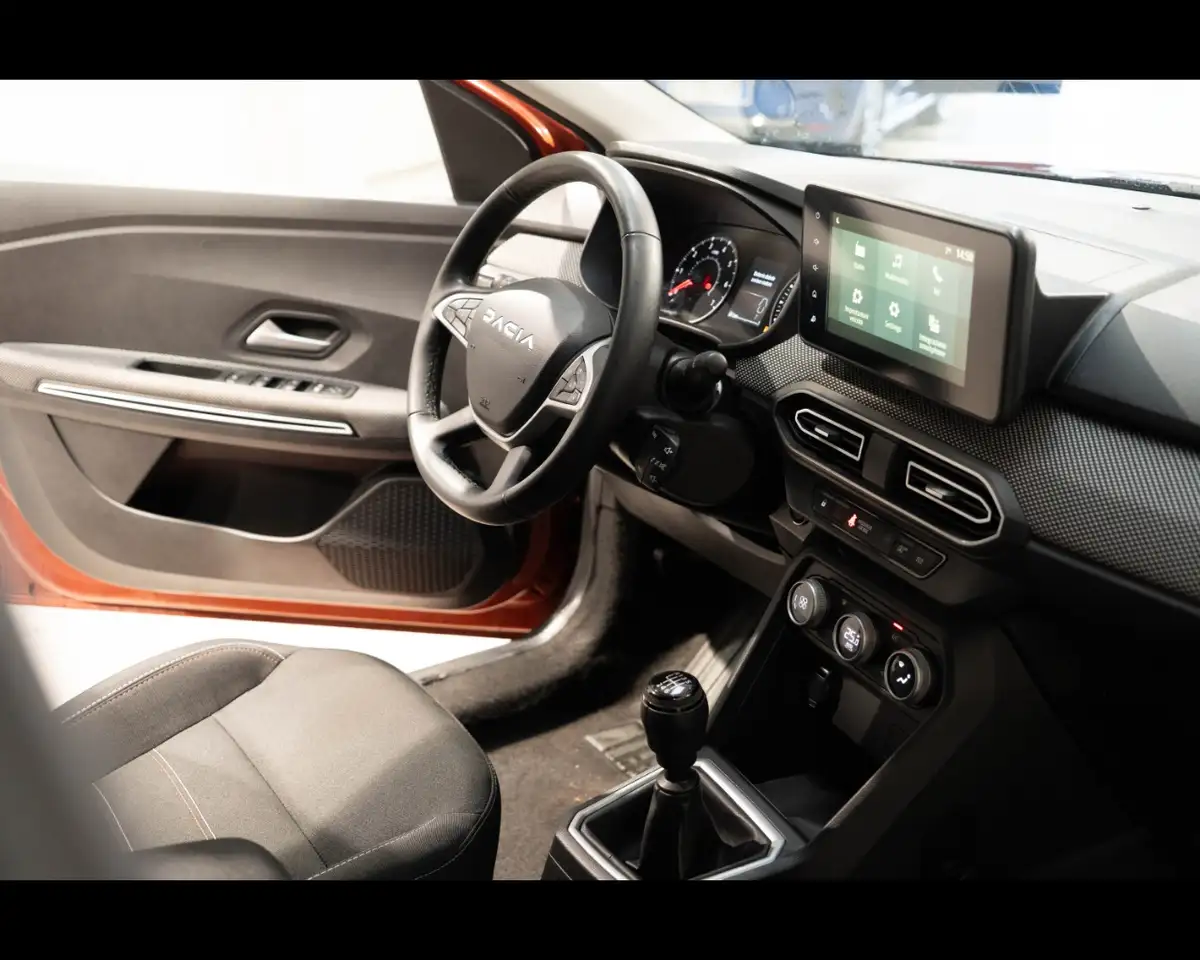 Dacia Jogger 1.0 TCe GPL 100 CV 7 posti Extreme 19