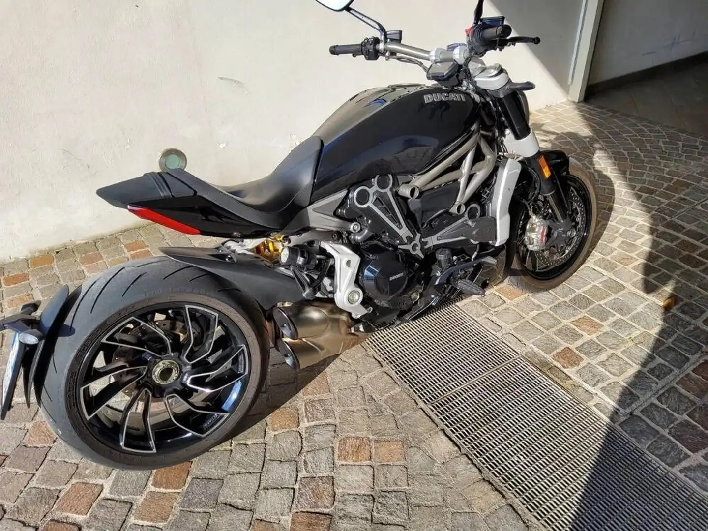 Ducati XDiavel Siyah - 2