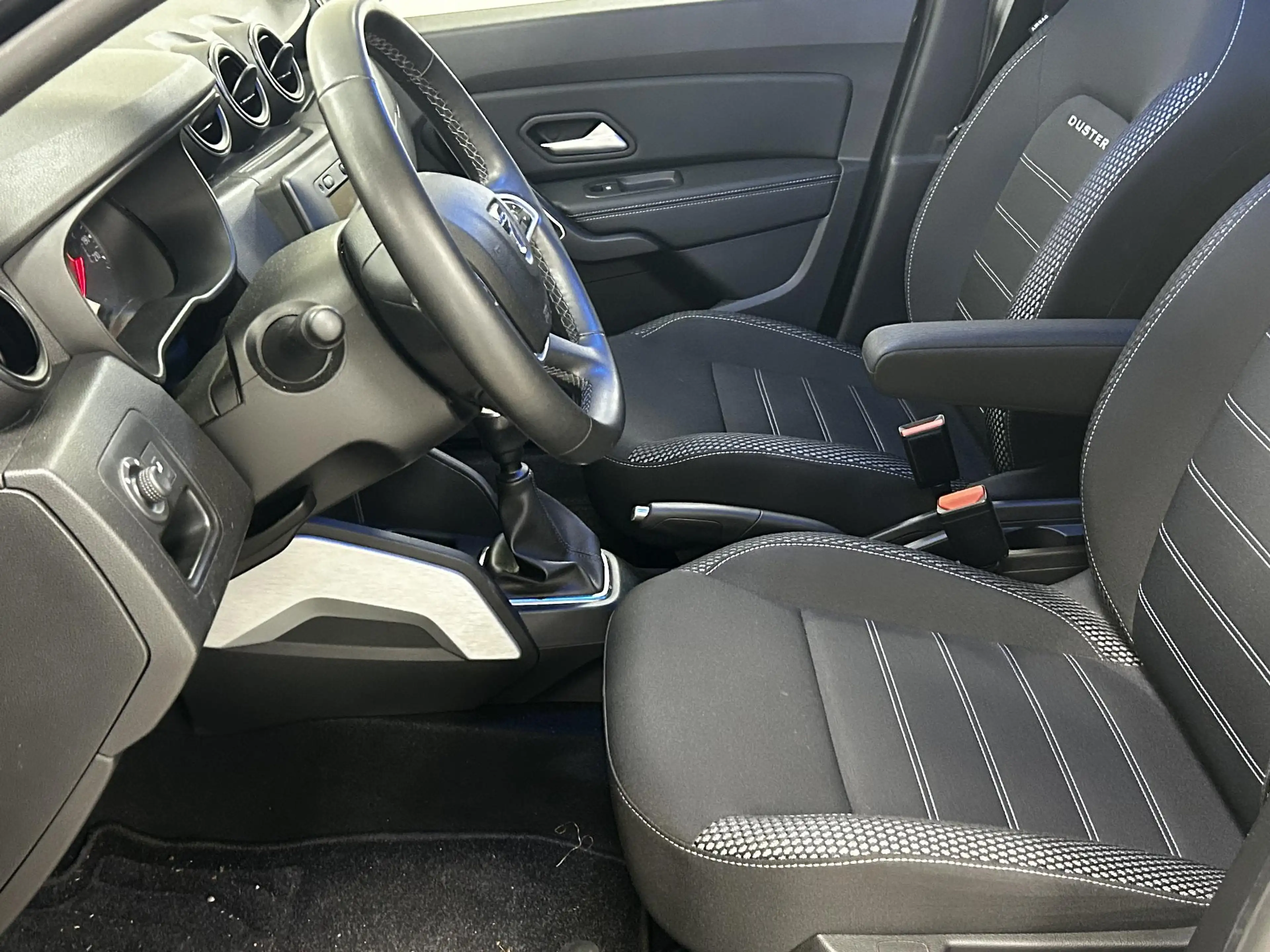 Dacia Duster 1.3 TCe Prestige NAVIGATIE | TREKHAAK | ACHTERUITR — photo 7