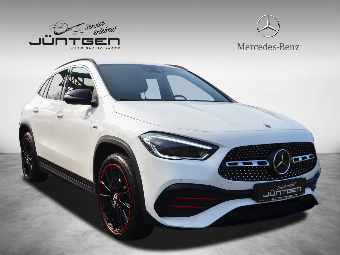 Mercedes-Benz GLA 250 e EDITION1 AMG MULTIBEAM AHK RFK AMBIENTE White - 1