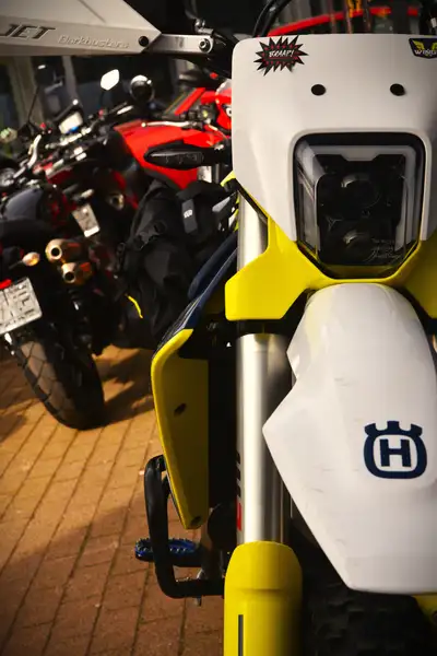 Husqvarna 701 Enduro - foto 8