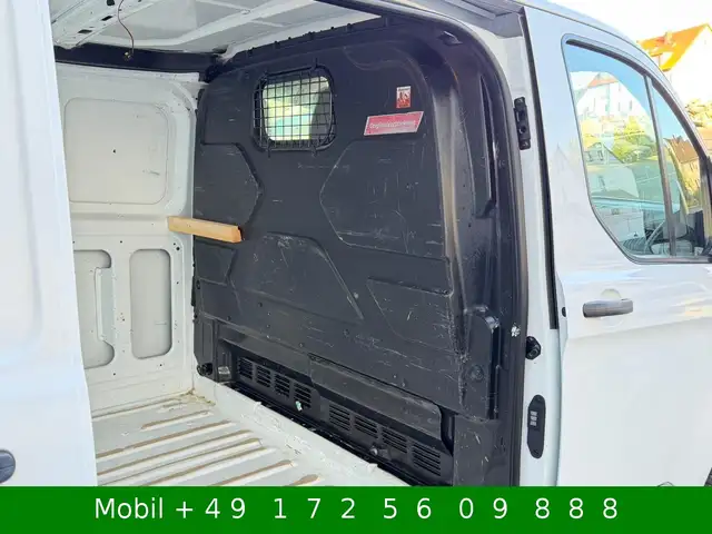 Ford Transit Custom view 12