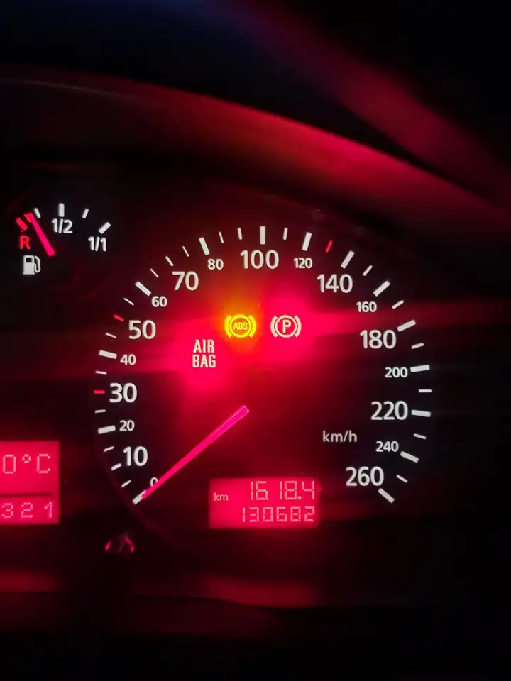 Audi A4 1.8, foto 4