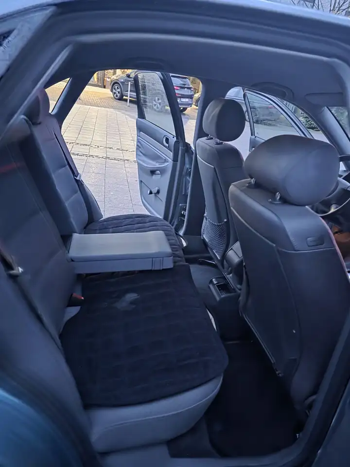 Audi A4 1.8, foto 9