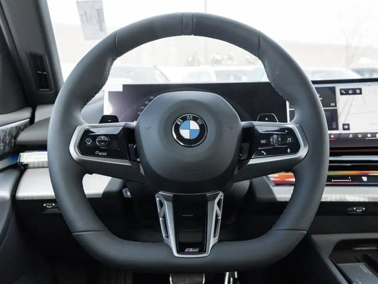BMW 5 Series снимка BMW 5 Series