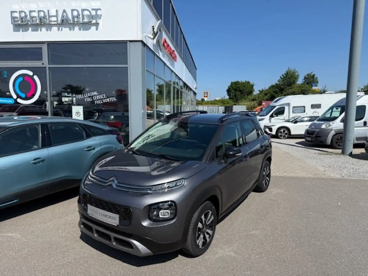 Citroen C3 Aircross PureTech 130 EAT6 Shine Grau - 1