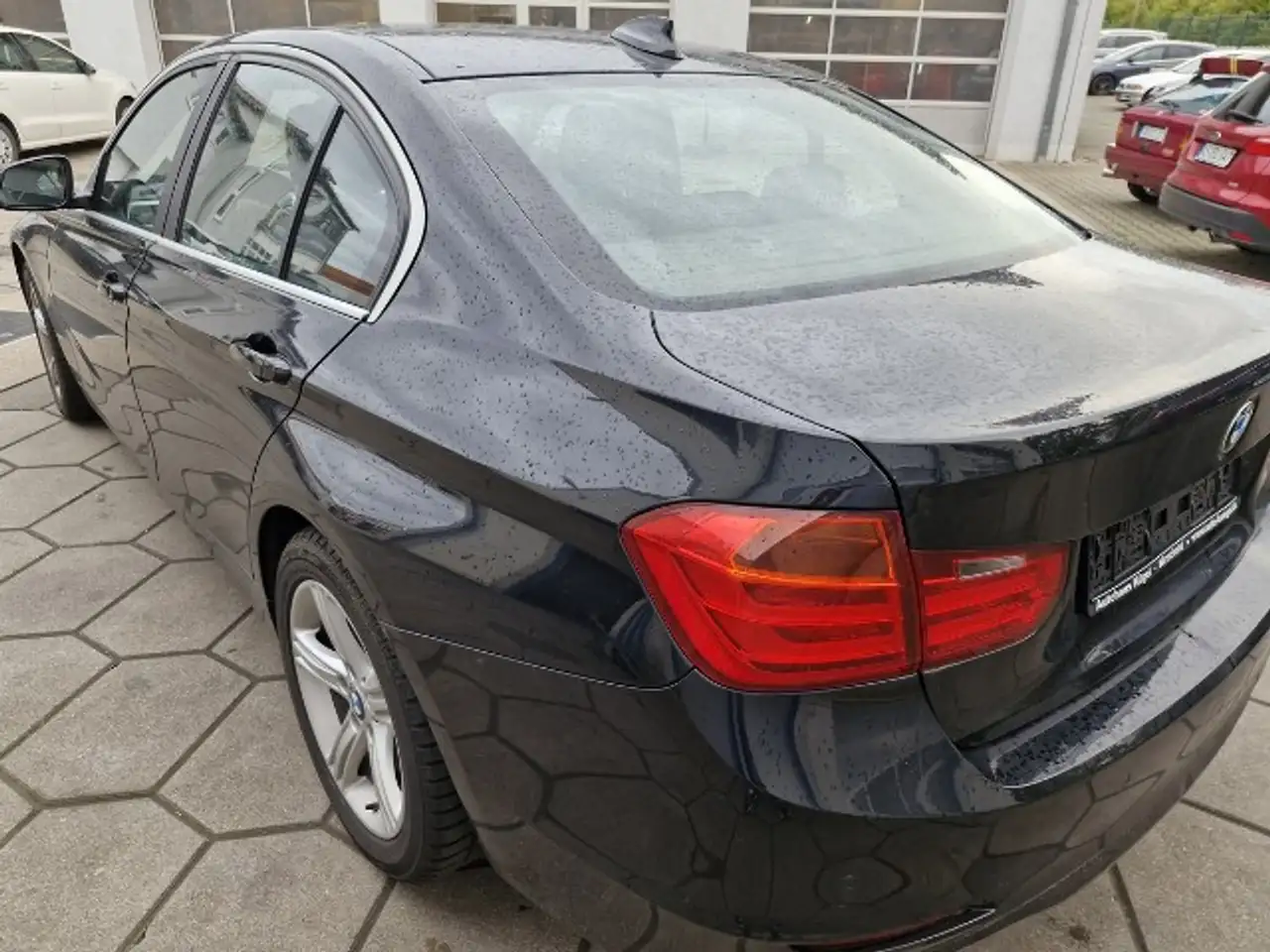 BMW 318 d — photo 4
