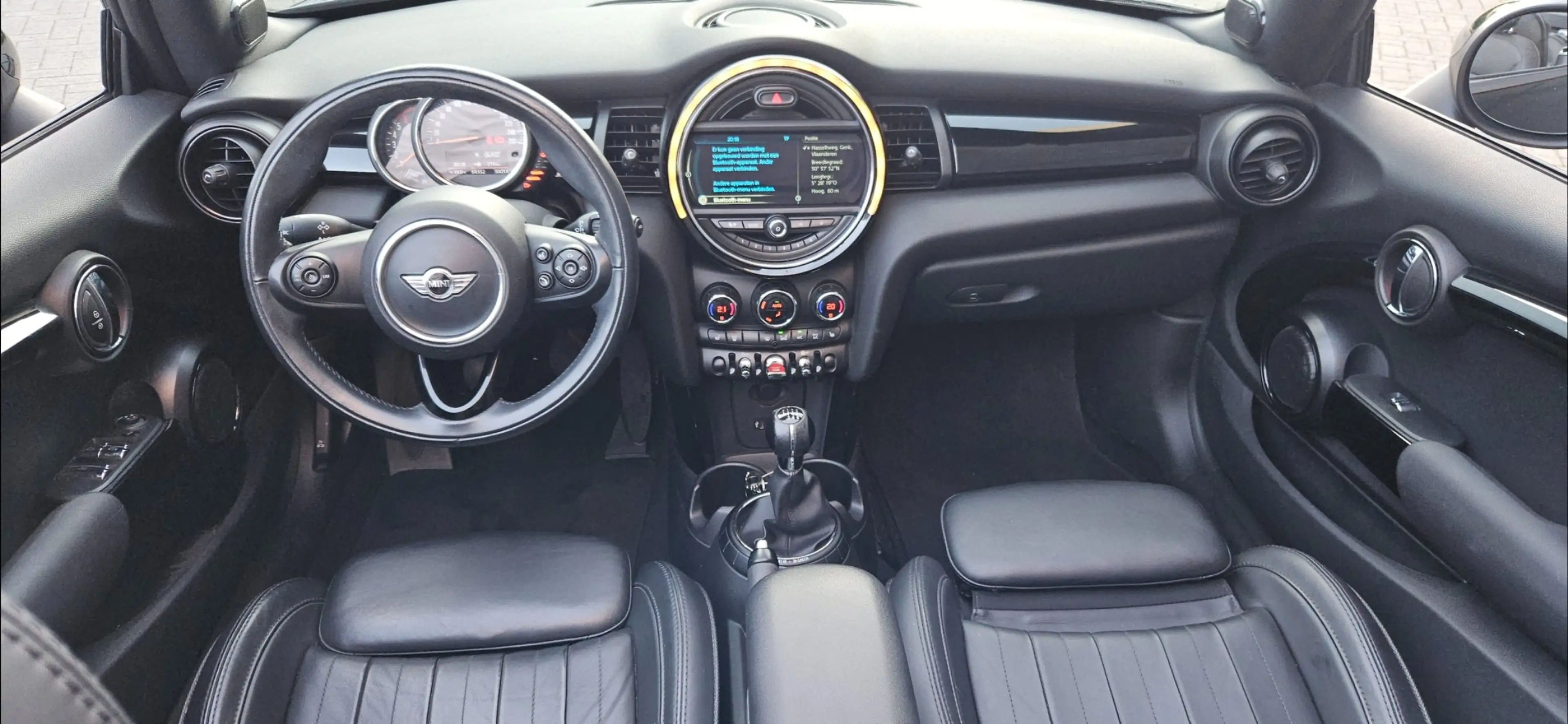 MINI Cooper D Cabrio BLACK PACK/LEDER/HARMAN KARDON/LED/ **GO KART MODE — photo 12