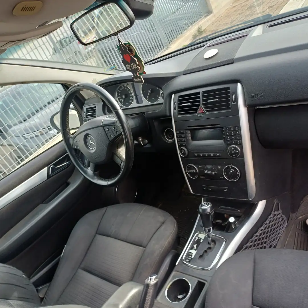 Mercedes-Benz B 180 cdi - 2