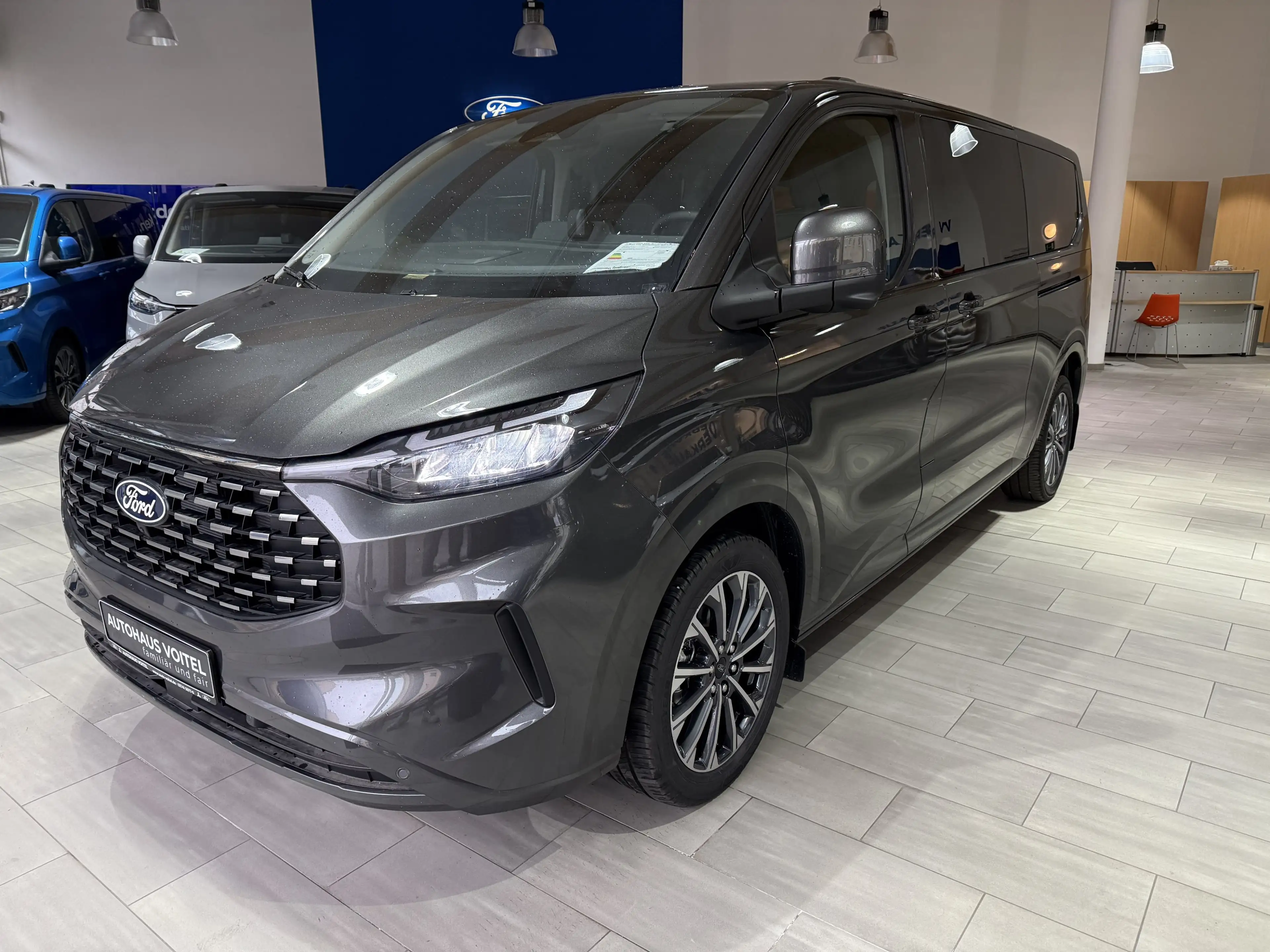 Ford Tourneo Custom Titanium X L2 AWD elek. AHK / B&O / Standheizung
