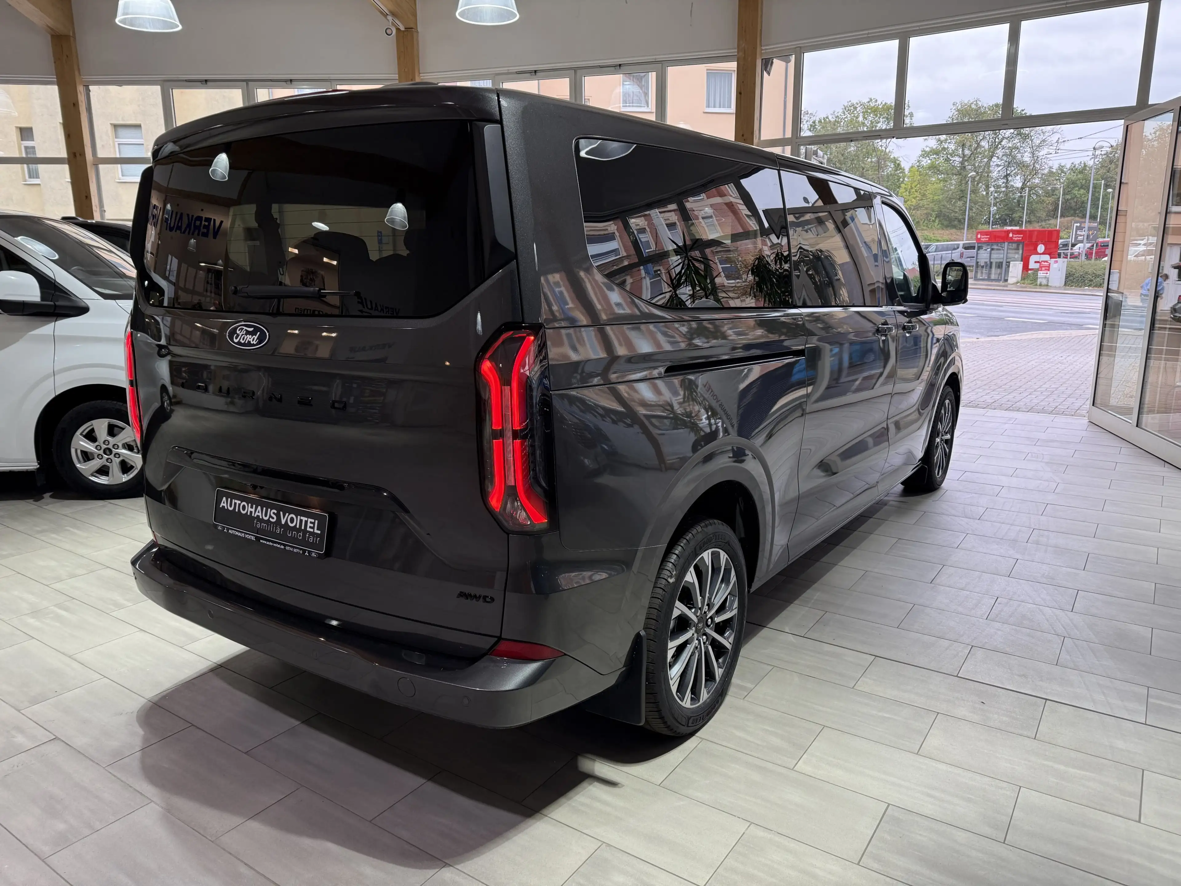 Ford Tourneo Custom Titanium X L2 AWD elek. AHK / B&O / Standheizung — photo 5
