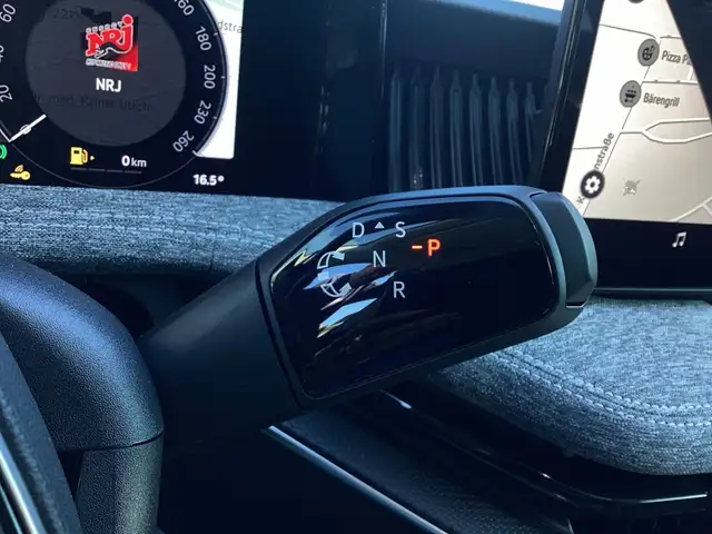Skoda Superb view 11