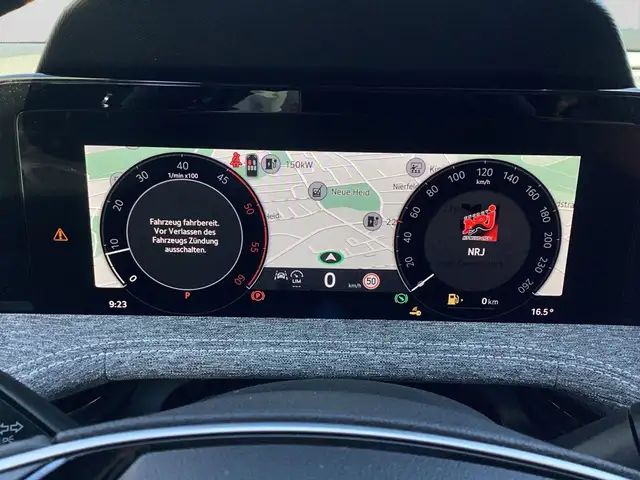 Skoda Superb view 10