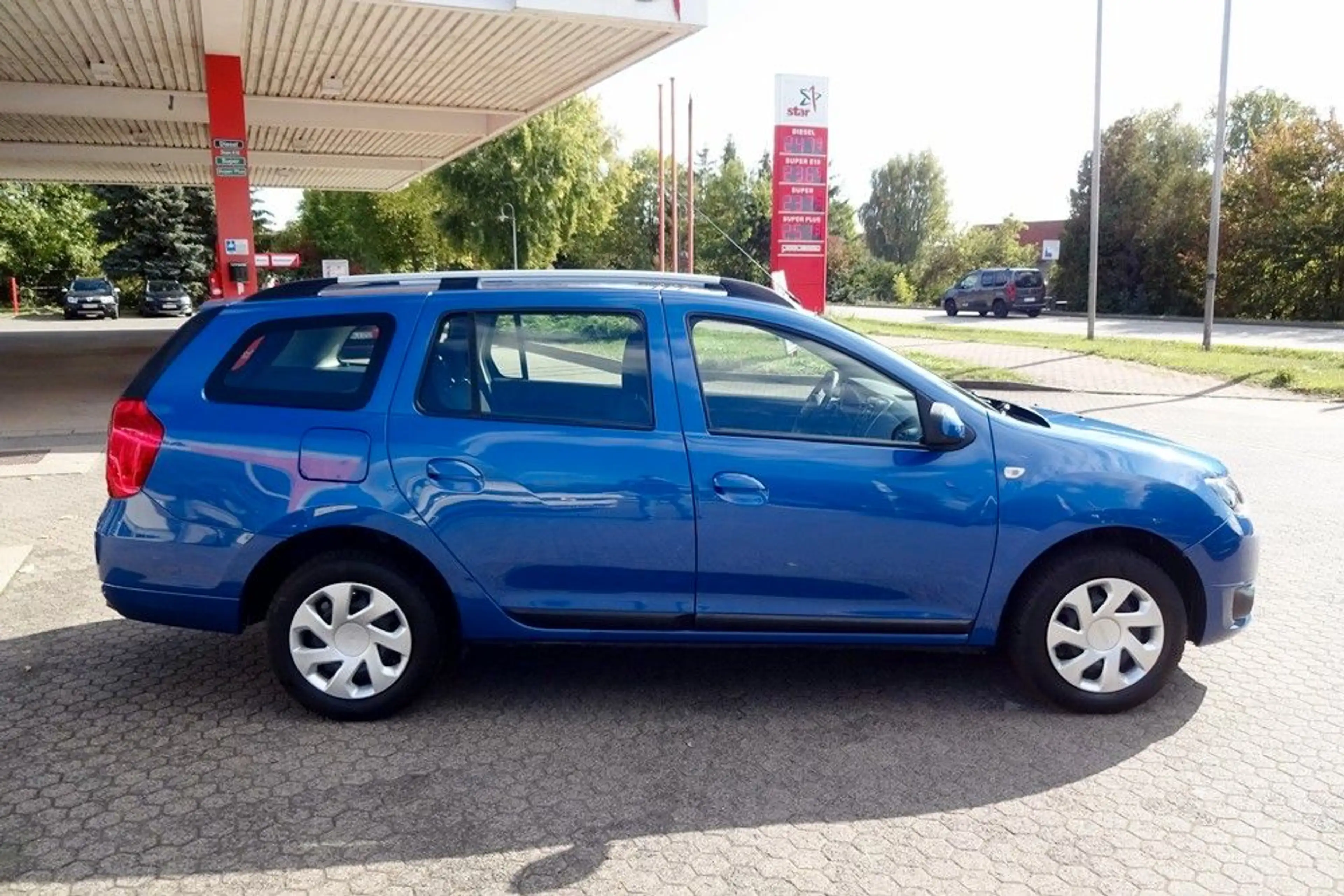 Dacia Logan MCV II Kombi 1.2 Laureate-SOR+WR/KLIMA/PDC — photo 8