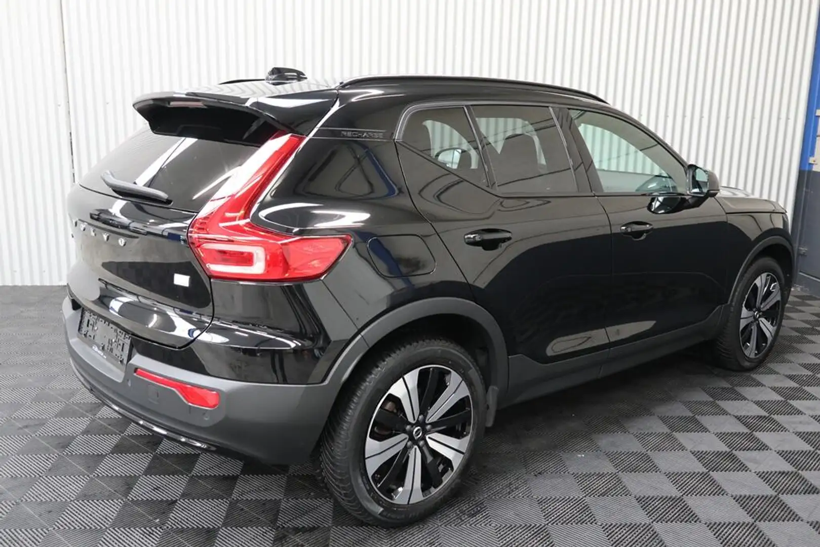 Volvo XC40 T4 Recharge Plug-in Hybrid Ultimate Pano 360 Cam Noir - 2