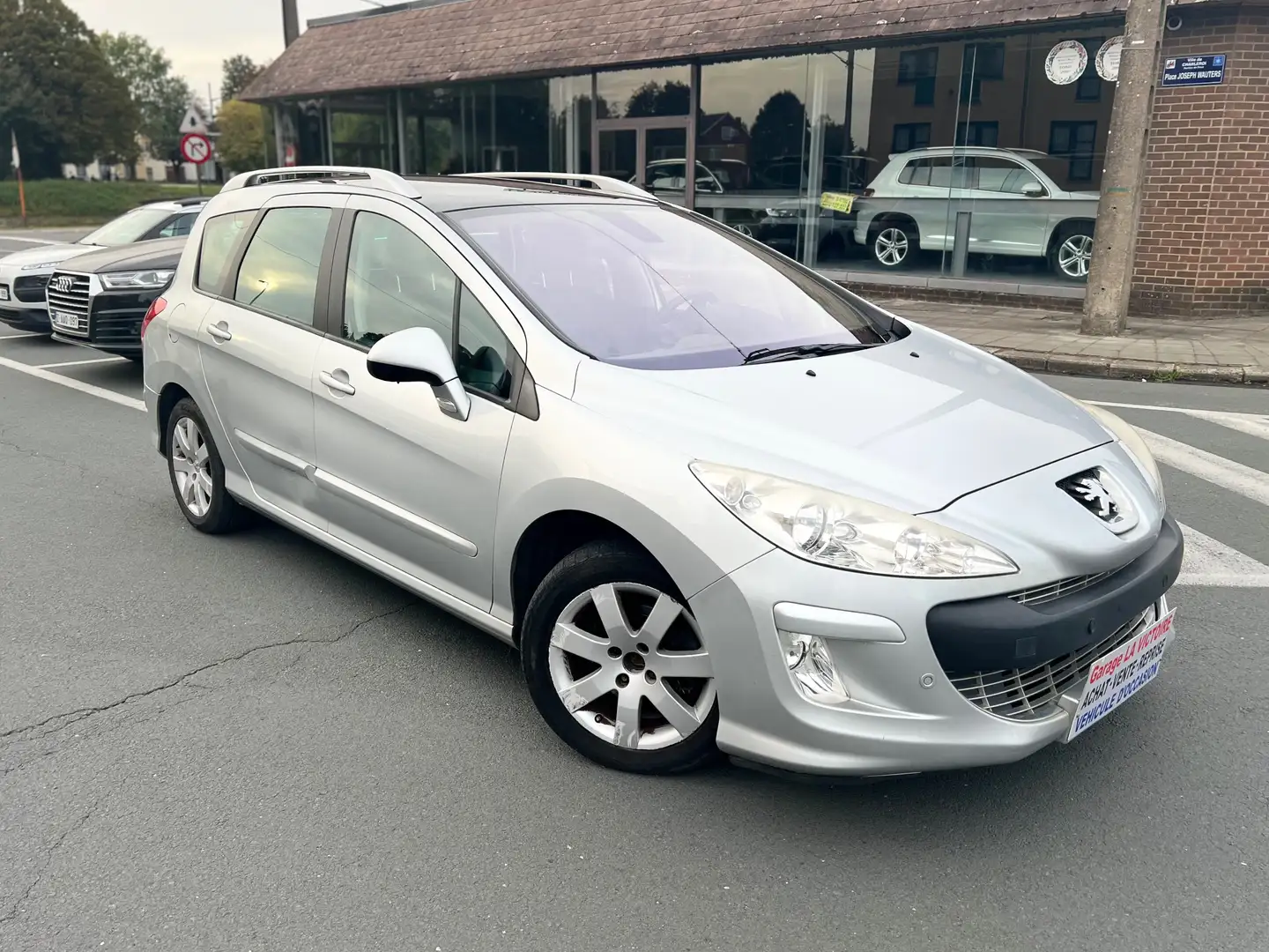 Peugeot 308 308 SW 1.6 HDi prêt à immatriculer c.t ok Argent - 1