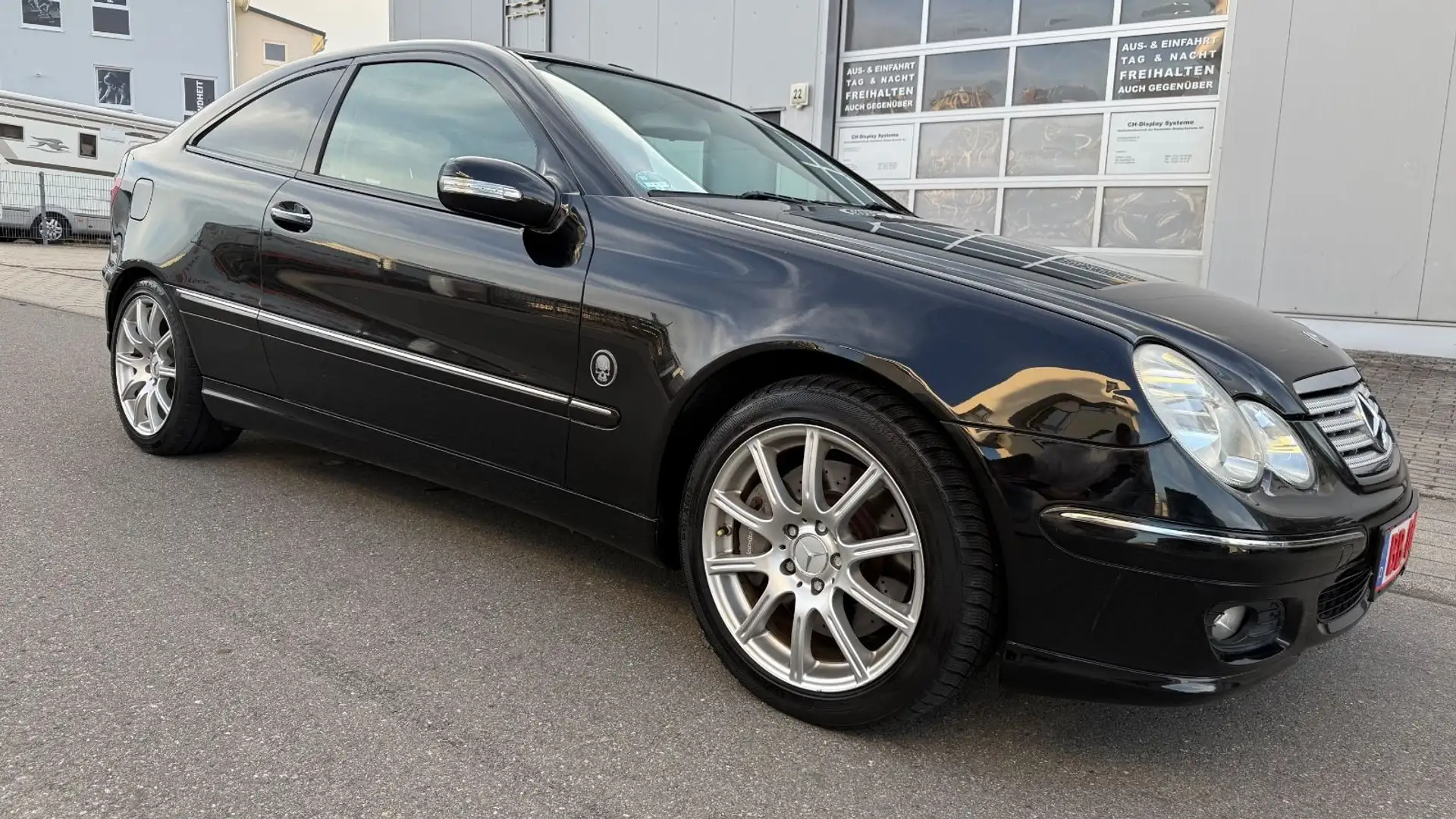 Mercedes-Benz C 350 V6 AUTOMATIK TÜV,VOLLLEDER,NAVI,PANO,AHK Zwart - 2