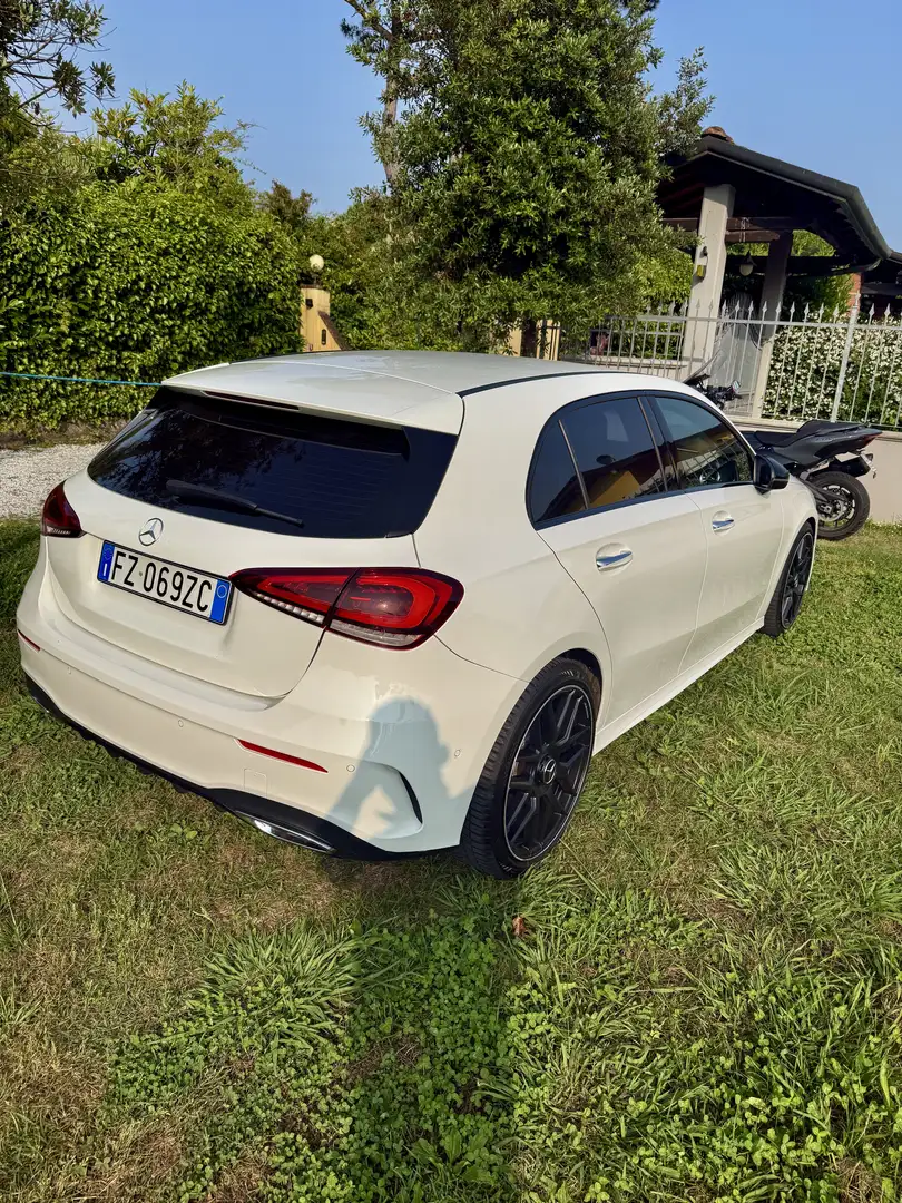 Mercedes-Benz A 220 d Premium auto - 2