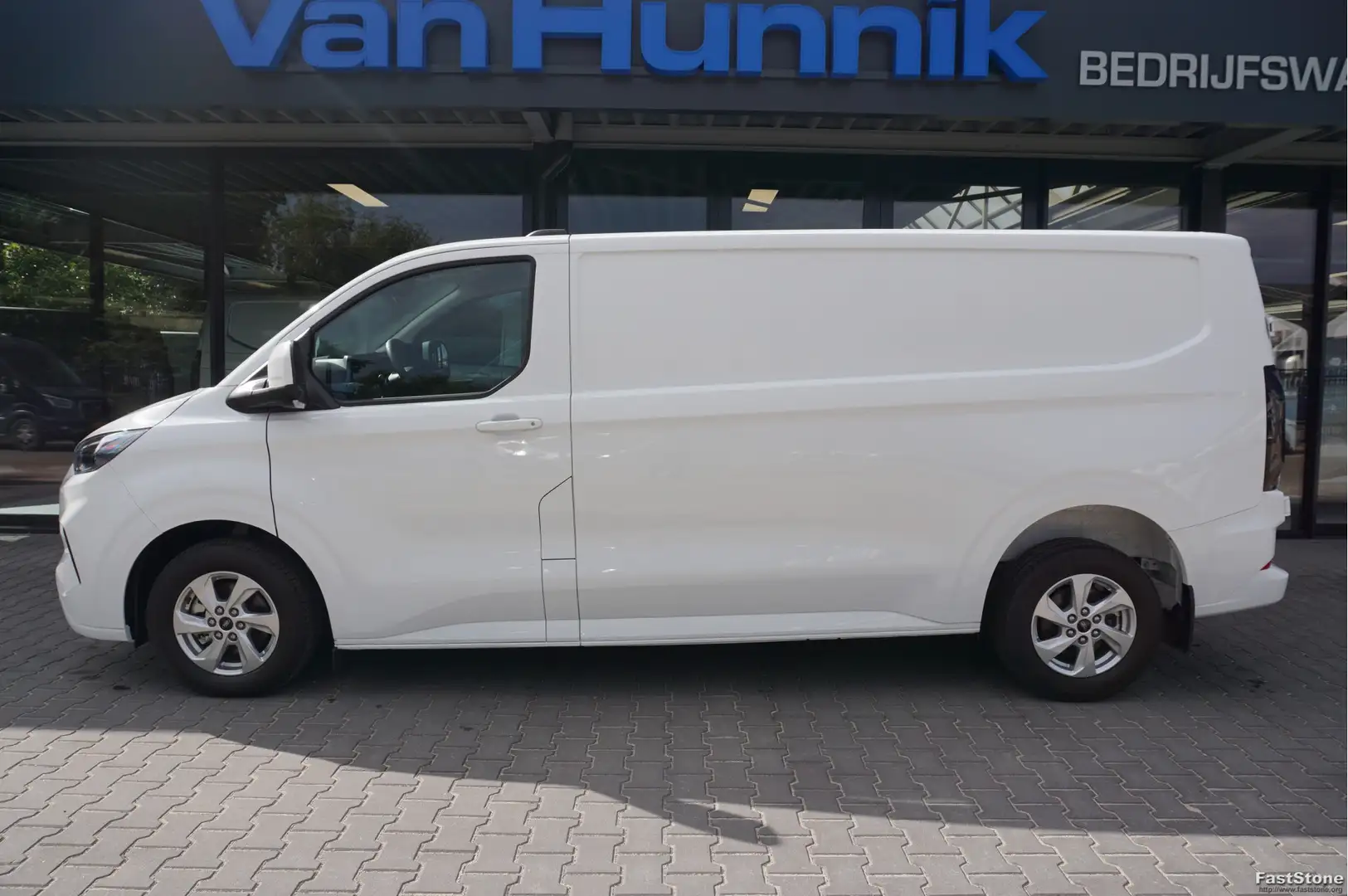 Ford Transit Custom 300L 136PK Limited BPM VRIJ!! 12" Scherm Navi, Cam Blanc - 2