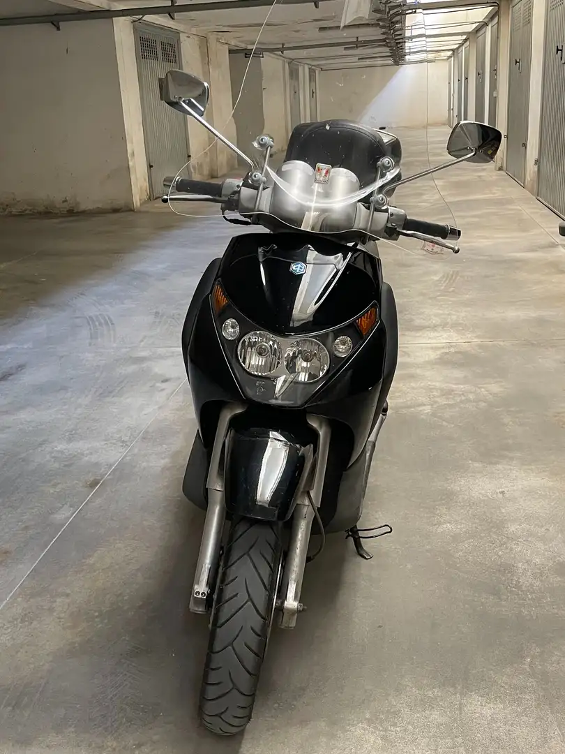 Piaggio Beverly 200 200 Negro - 1