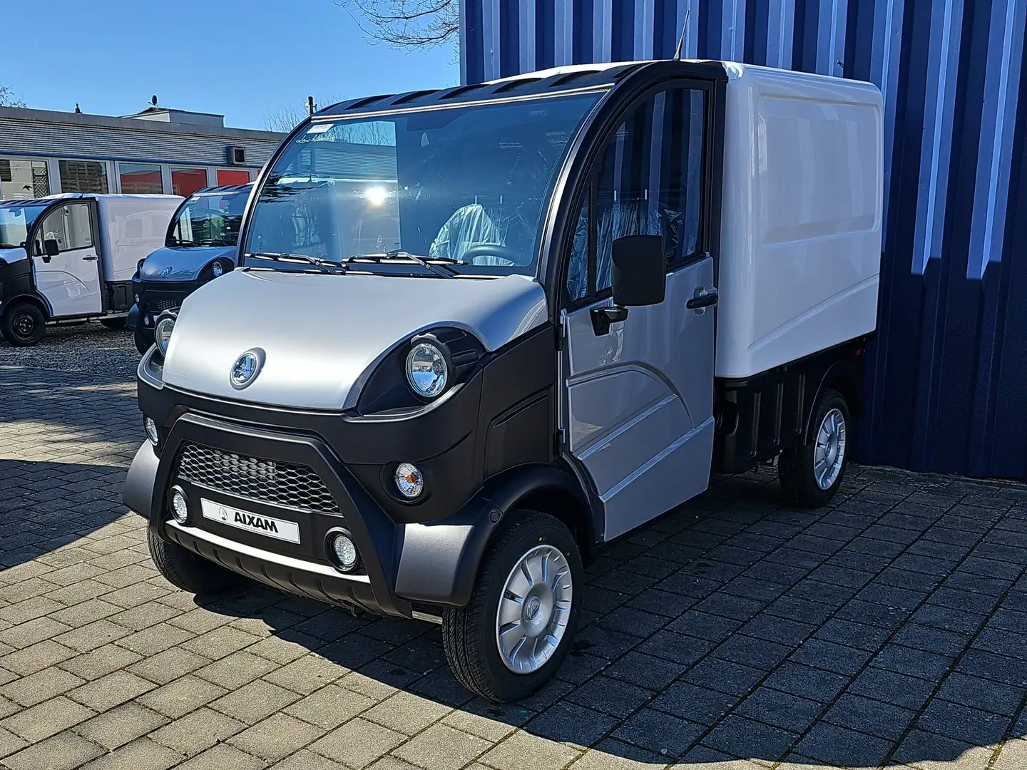 Aixam e-Truck Van Argento - 1