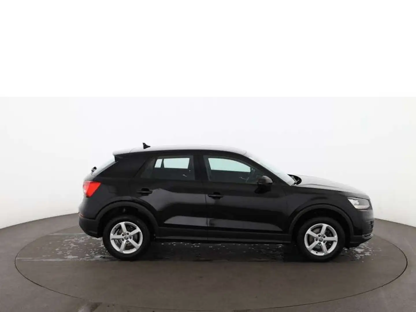 Audi Q2 30 TFSI SITZHZG TEMPOMAT KLIMA RADIO PDC Schwarz - 2