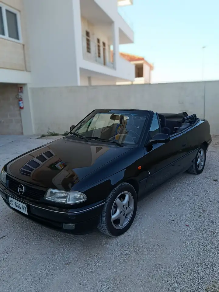 Opel Astra Cabrio 1.4 16v 90cv, foto 1