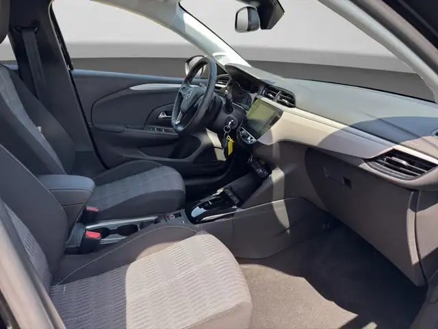Opel Corsa view 8
