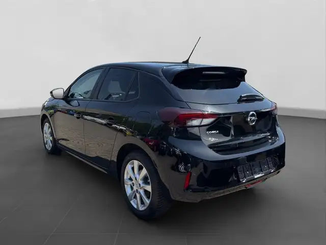 Opel Corsa view 3