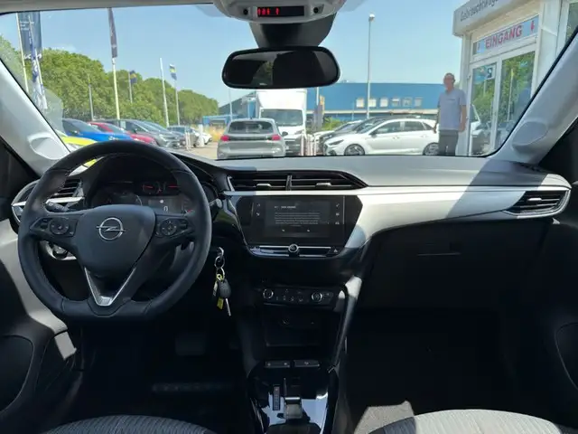 Opel Corsa view 9