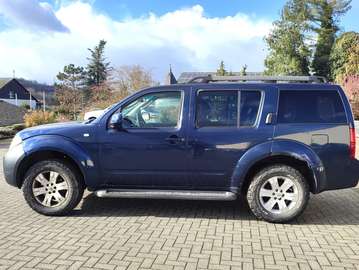 Pathfinder Diesel 2.5 dCi Premium Automatik