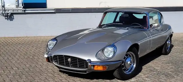 Jaguar E-Type V12 Coupé - mit Komfortausstattung