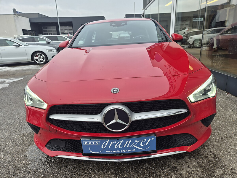 Mercedes-Benz CLA 180 d Shooting Brake — photo 2
