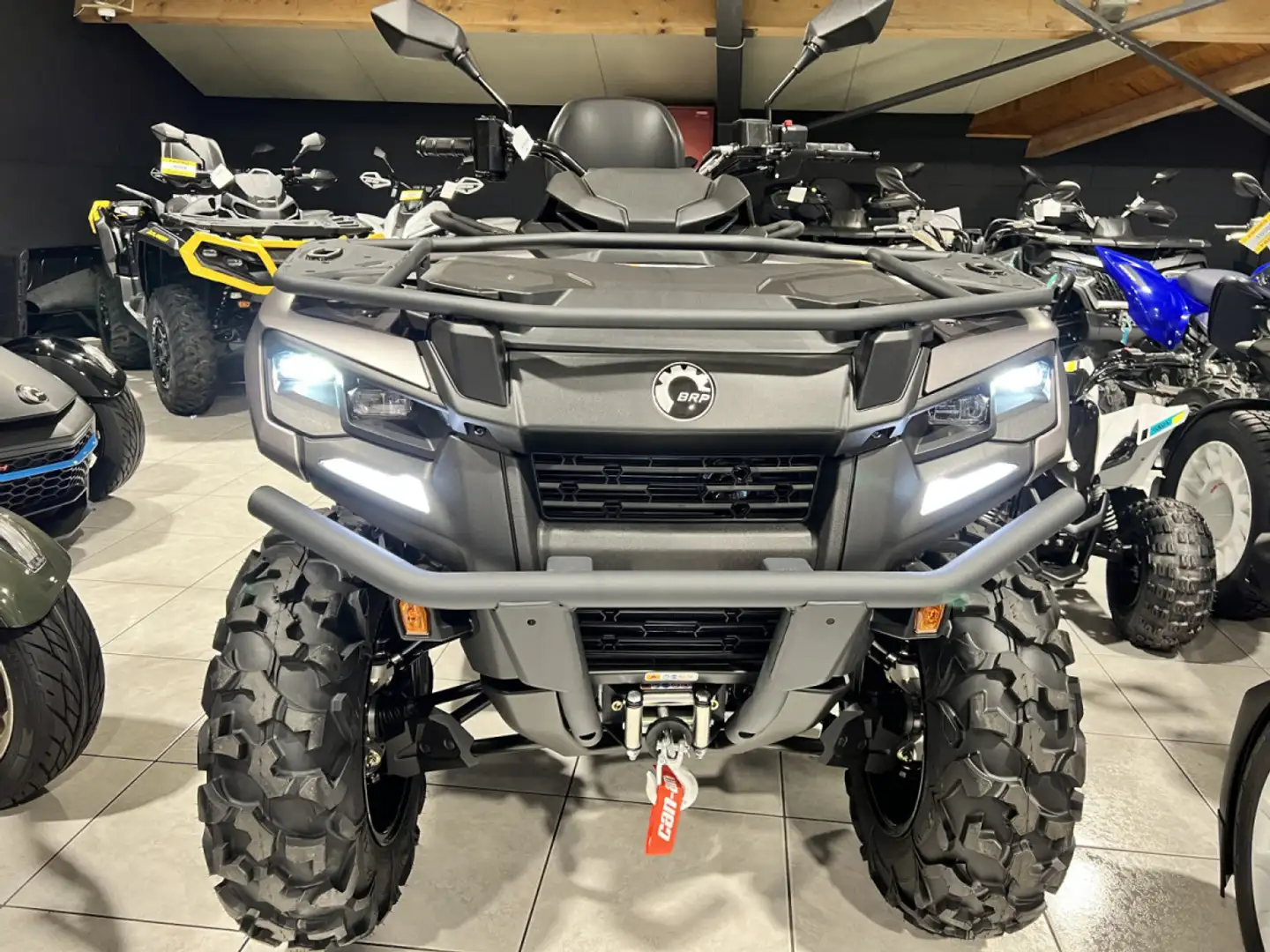 Can-Am Outlander Max XT DPS T HD7 ABS  T3B Gris - 2